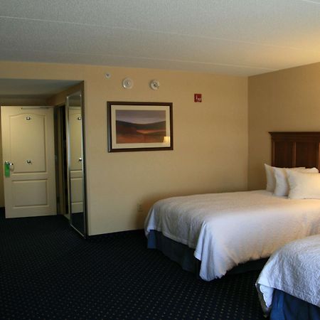 Hampton Inn And Suites Fredericksburg South Oda fotoğraf