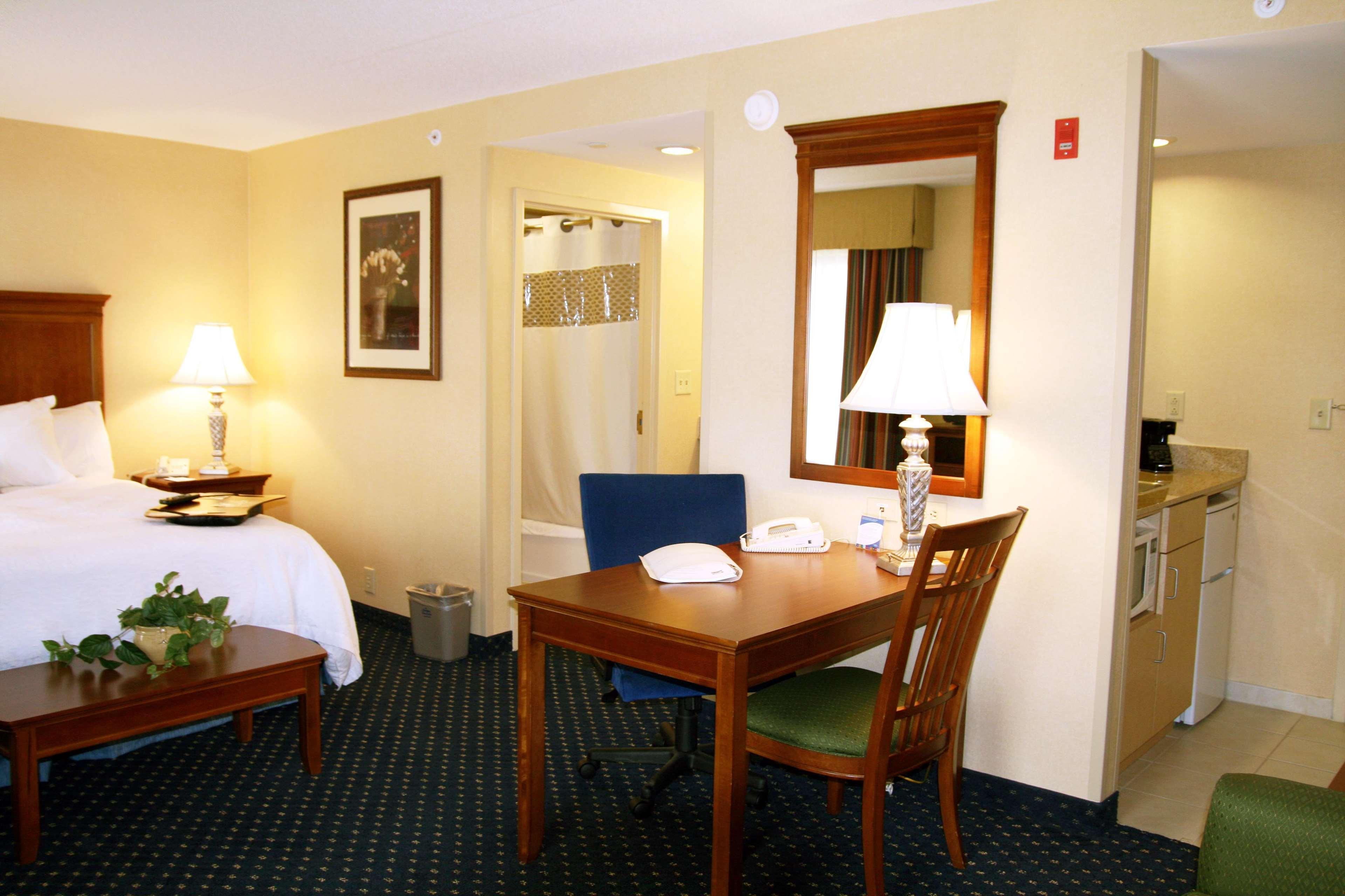 Hampton Inn And Suites Fredericksburg South Oda fotoğraf