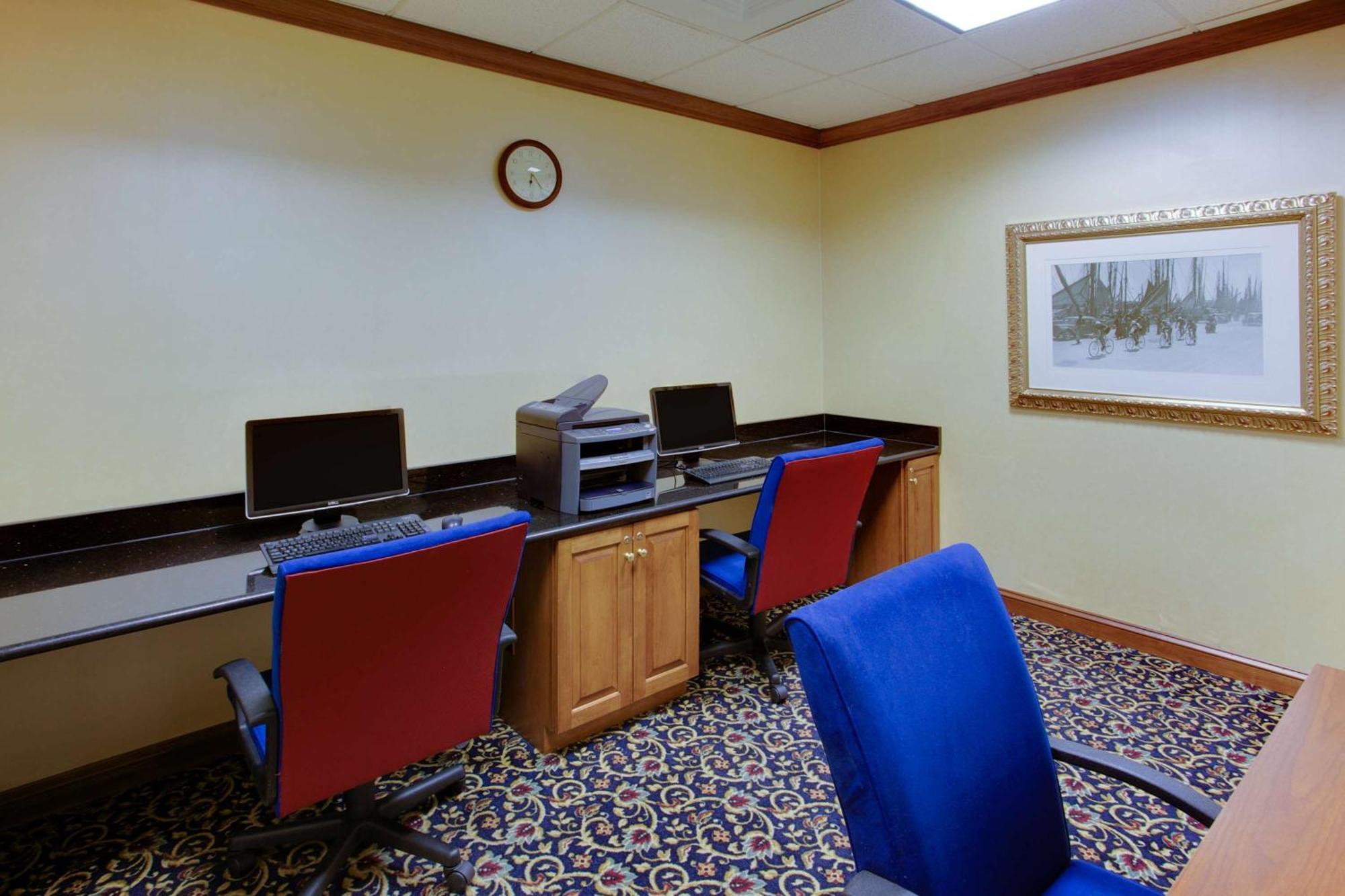 Hampton Inn And Suites Fredericksburg South Dış mekan fotoğraf